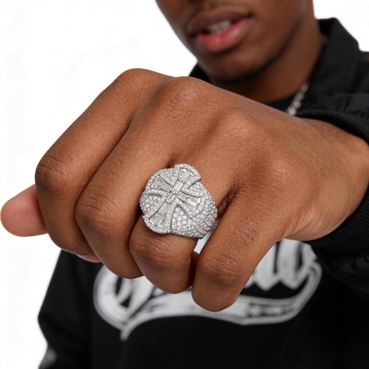 2ct Eternal Pillar Ring Fully Iced Out Ring Hip Hop Gothic Cross Ring VVS Synthetic Moissanite Ring Jewelry Copper Band