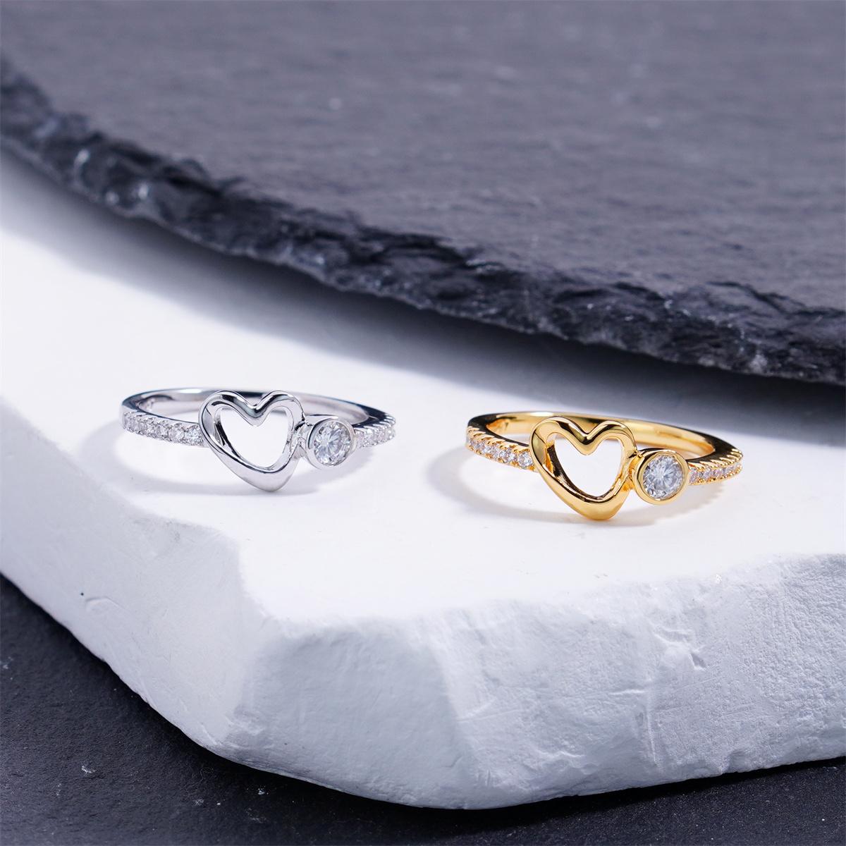 Delzzad 0.3ct Petite Amour Ring EverLove Band Heart Promise Ring VVS Synthetic Moissanite Ring Jewelry Copper Band