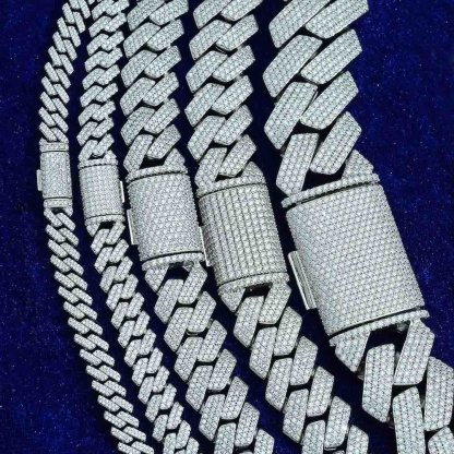 Moissanite Cuban Link Chain 14K Gold (Accept Customization)