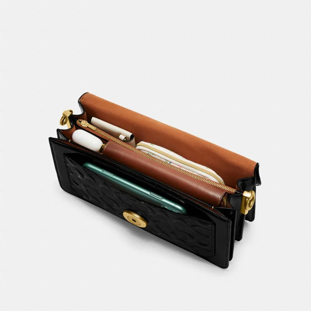 COAthtCH Classic handbags