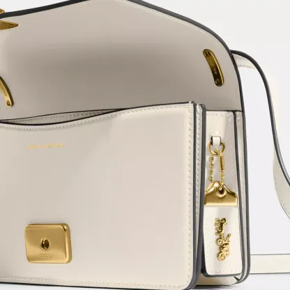 Coathtch Bandit Shoulder Bag