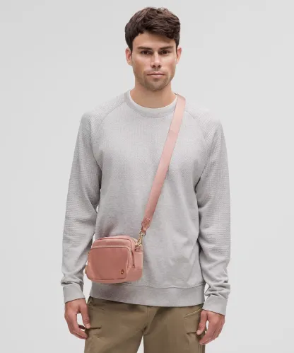 Everywhere Crossbody Bag 2L Metal Hardware