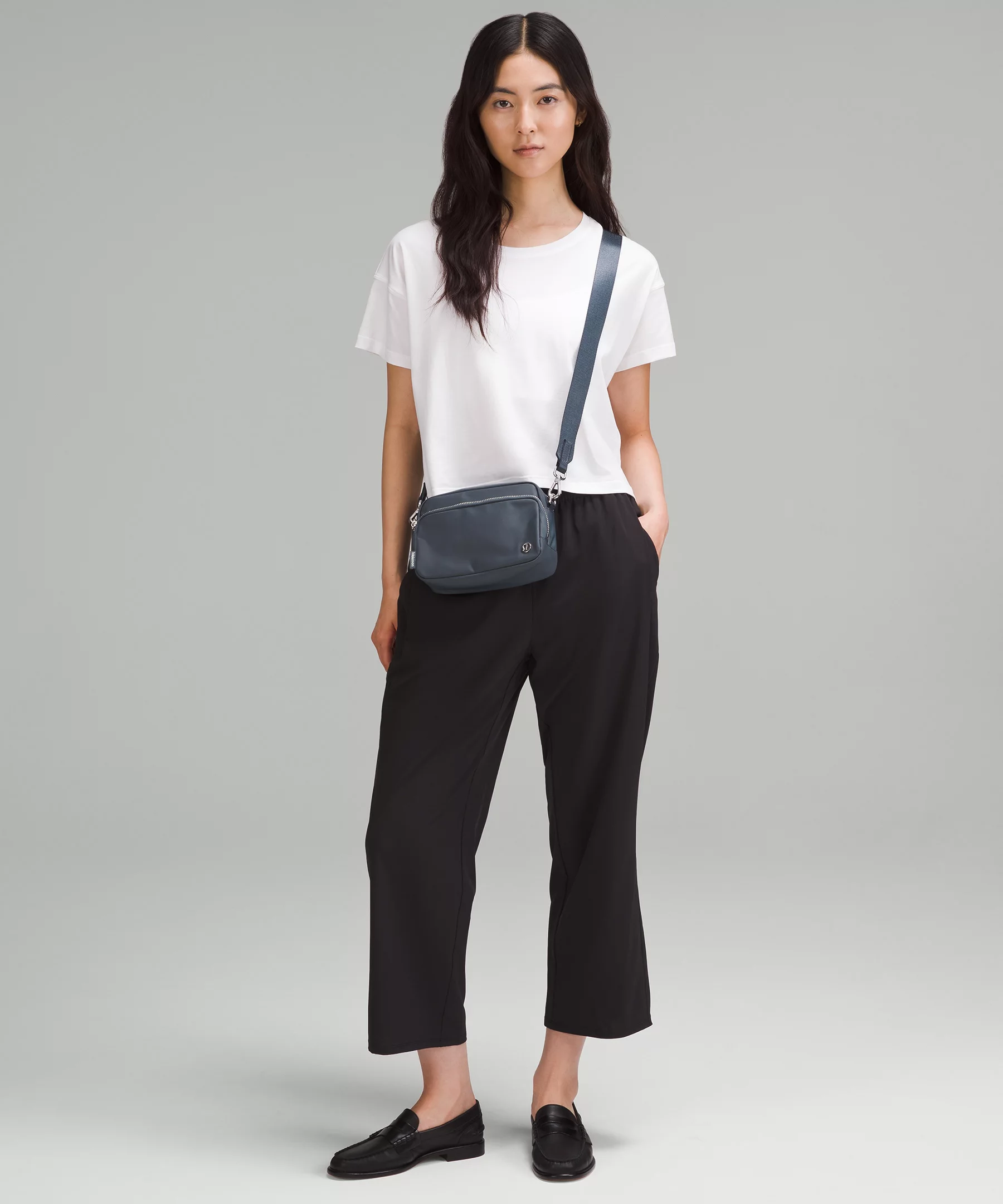 Everywhere Crossbody Bag 2L Metal Hardware
