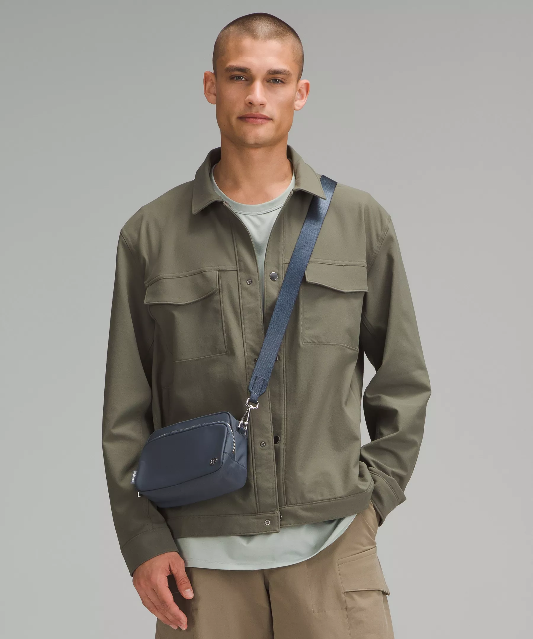 Everywhere Crossbody Bag 2L Metal Hardware