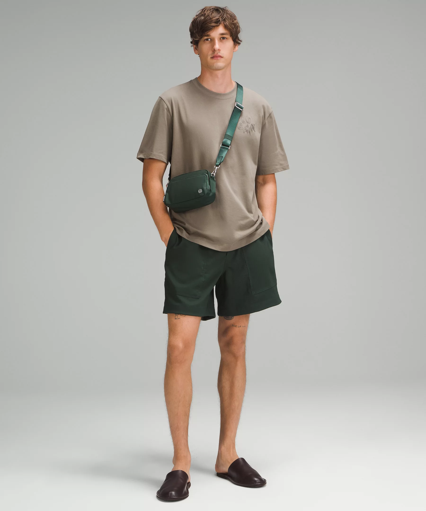Everywhere Crossbody Bag 2L Metal Hardware