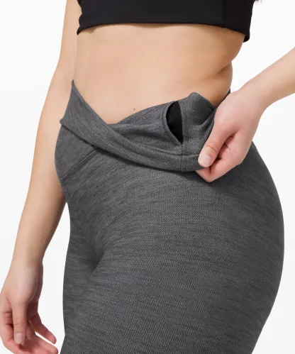 lulu Align Super-High-Rise Pant 28"