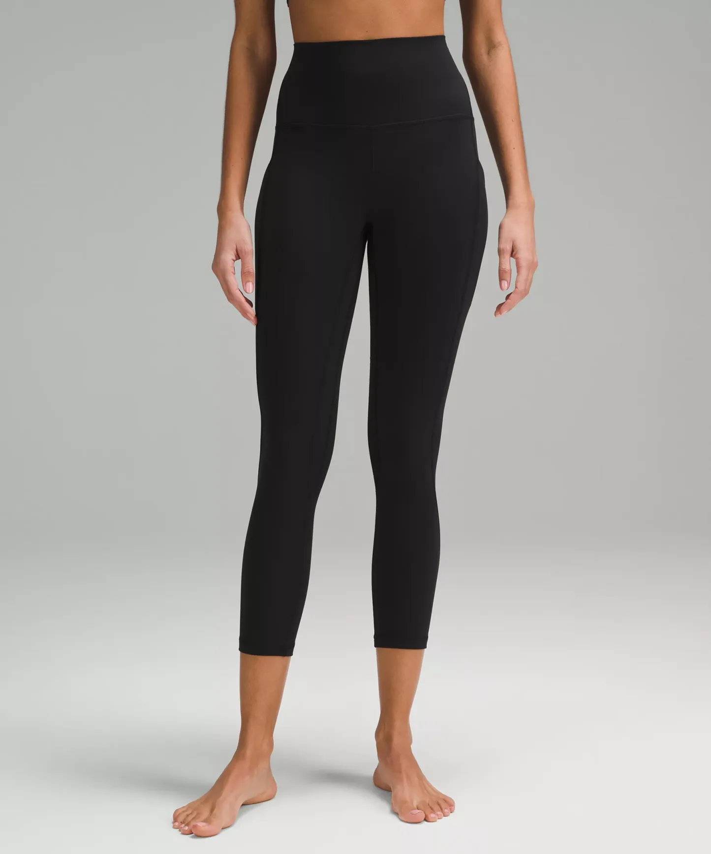 lulu Align High-Rise Crop with Pockets 23"