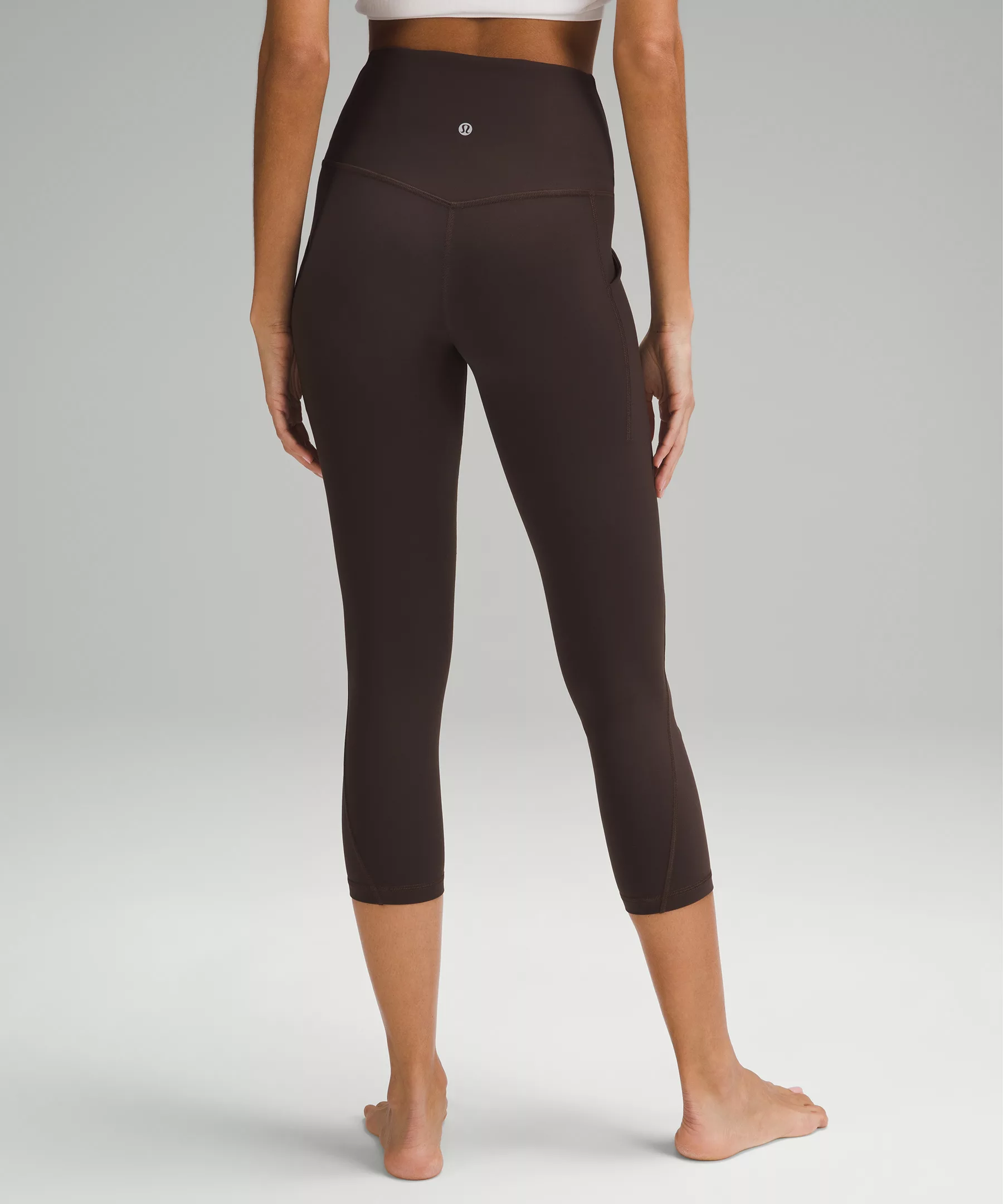 lulu Align High-Rise Crop with Pockets 23"