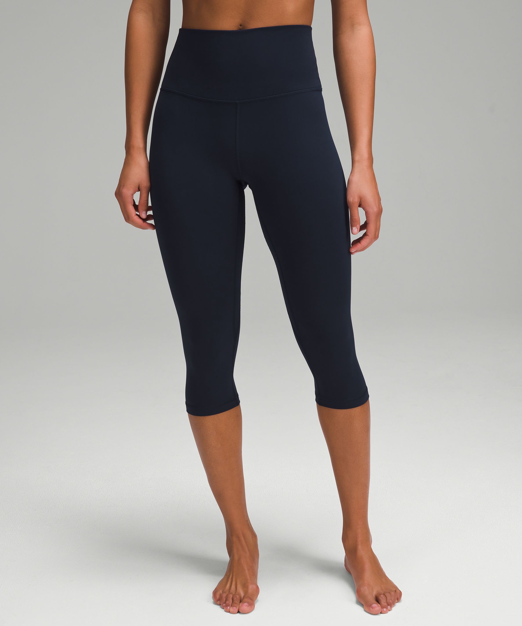lulu Align High-Rise Crop 17"