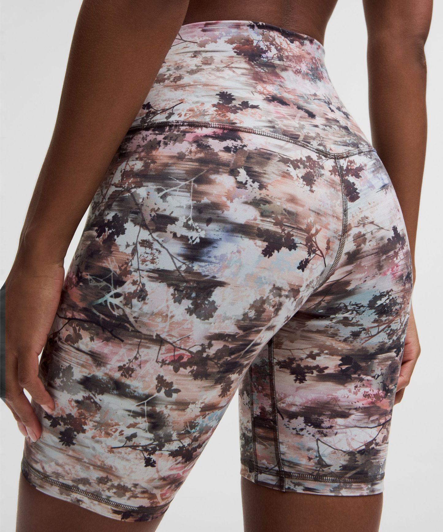 lulu Align High-Rise Short 8"
