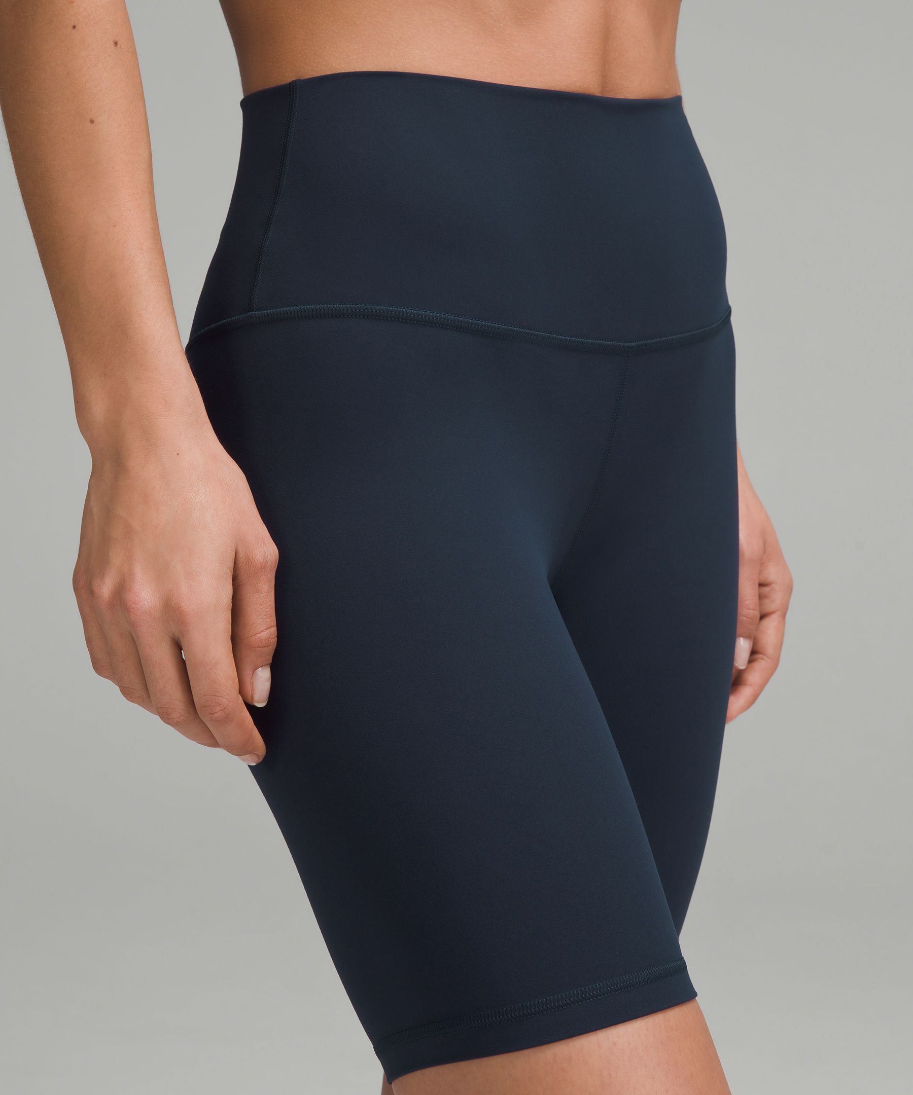 lulu Align High-Rise Short 8"