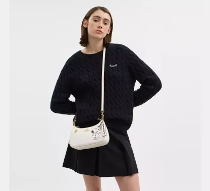 Peanuts Teri Shoulder Bag With Snoopy