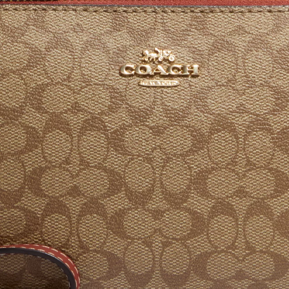 Nolthtita 19 In Colorblock Micro Signature Canvas