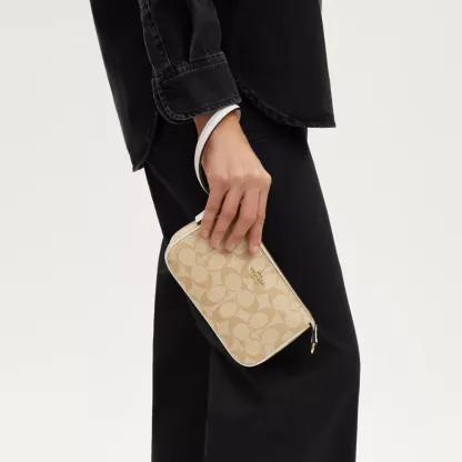 Nolthtita 19 In Signature Canvas