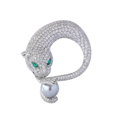 Sotiya Leopard Embrace Pearl Brooch-Sotiya
