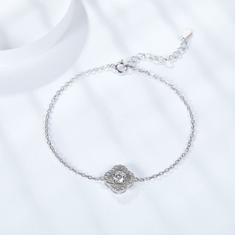 Sotiya Four Leaf Clover Round Cut Moissanite Bracelet Sterling Silver-Sotiya