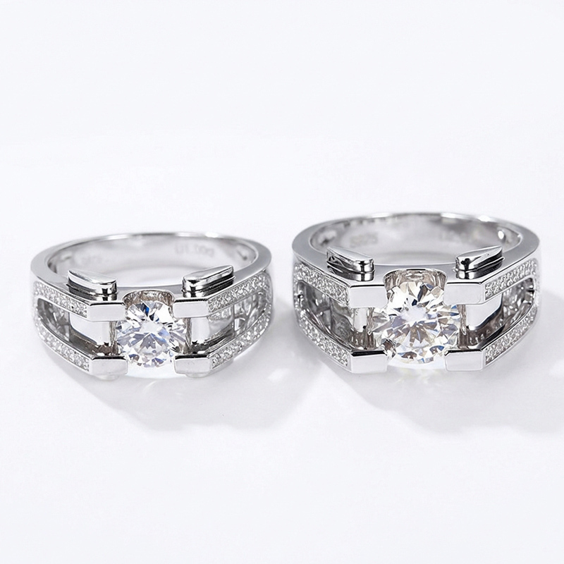 Sotiya Round Cut Moissanite Men's Wedding Ring Sterling Silver