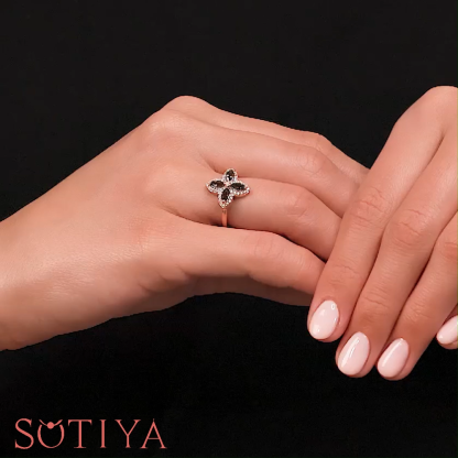 Sotiya Clover Flower Design Chocolate Ring Sterling Silver