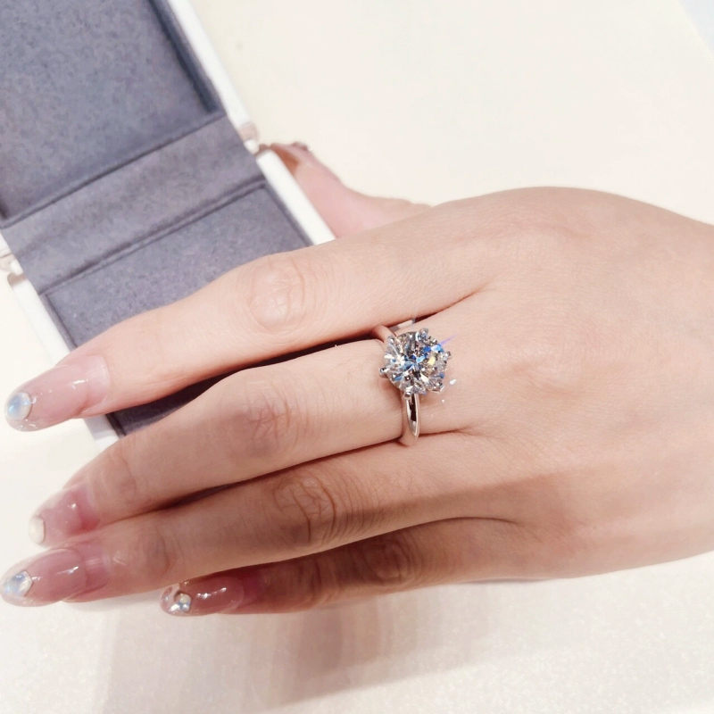 Sotiya Classic 6 Prong Round Cut Solitaire Moissanite Engagement Ring Sterling Silver