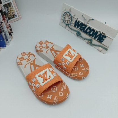 Monogram Logo Slippers