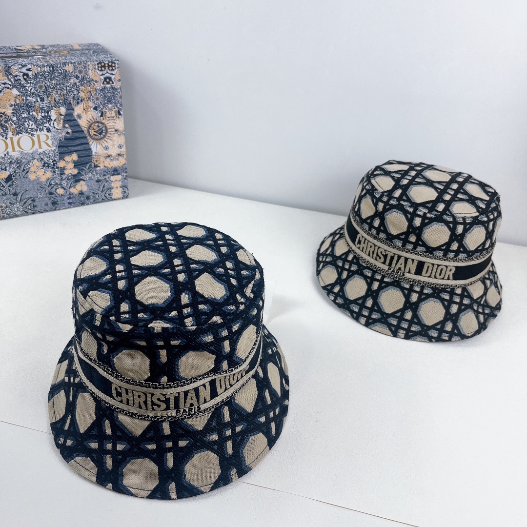 D-BOBBY MACROCANNAGE SMALL BRIM BUCKET HAT