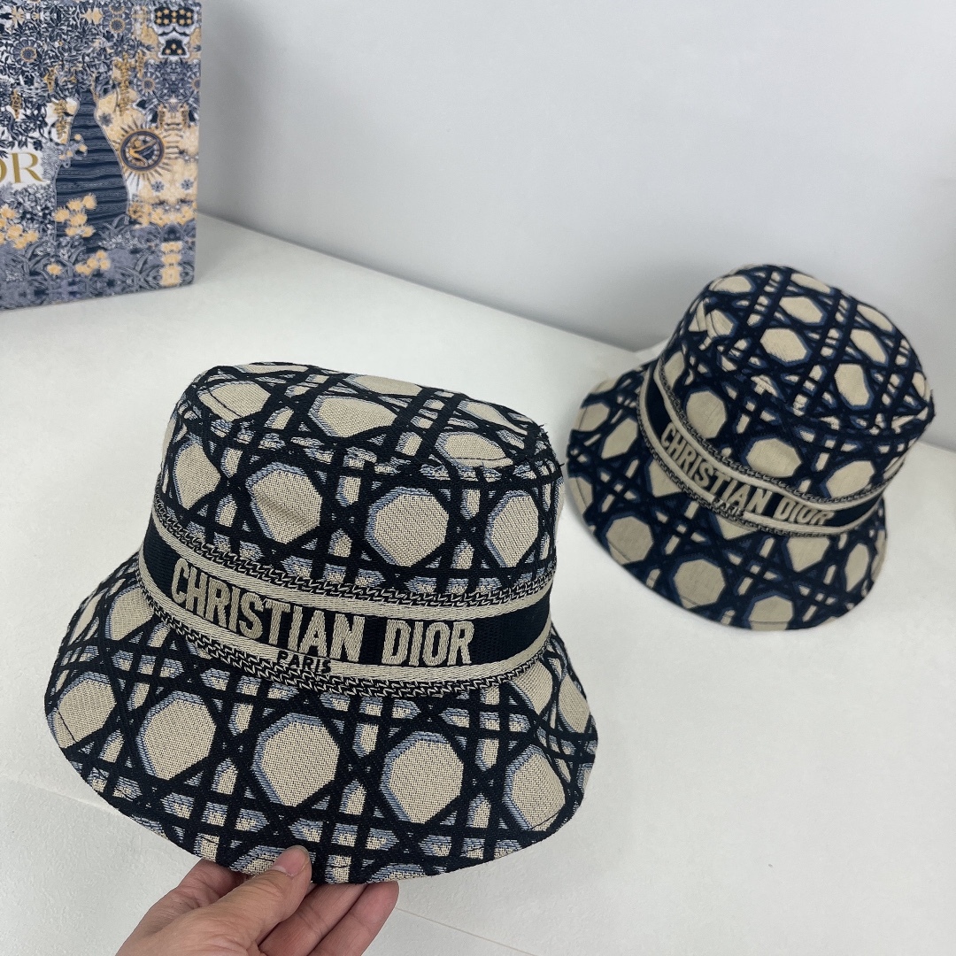 D-BOBBY MACROCANNAGE SMALL BRIM BUCKET HAT