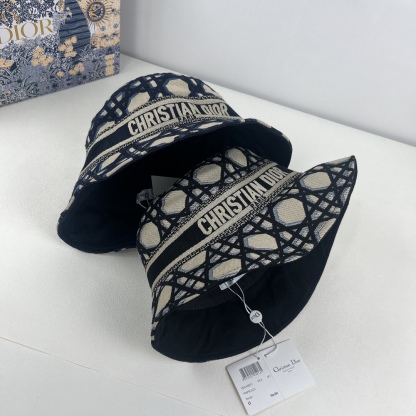 D-BOBBY MACROCANNAGE SMALL BRIM BUCKET HAT