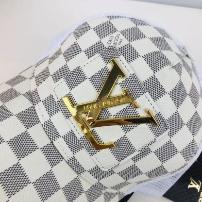 Metal LOGO printed baseball mesh cap