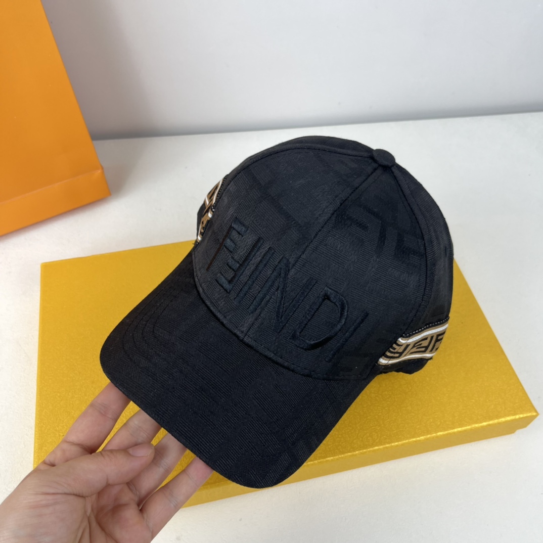 FASHIONABLE BRITISH BASEBALL CAP