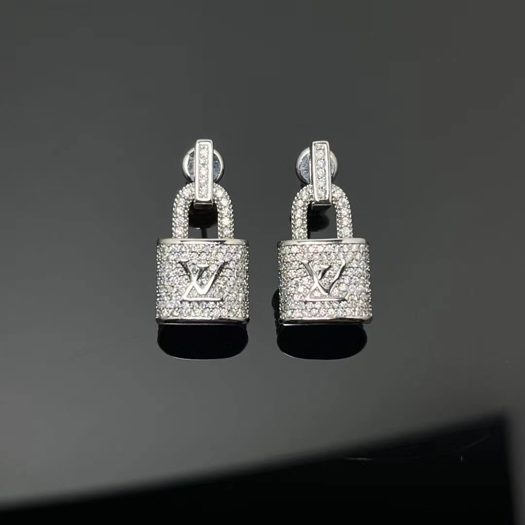 Lock It Padlock Pendant, White Gold and Pavé Diamond