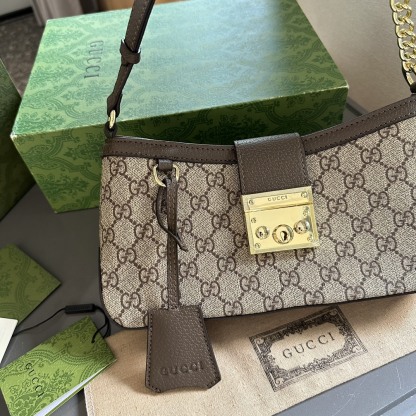 PADLOCK SMALL SHOULDER BAG