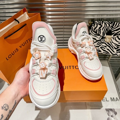 Women's Archlight Sneaker