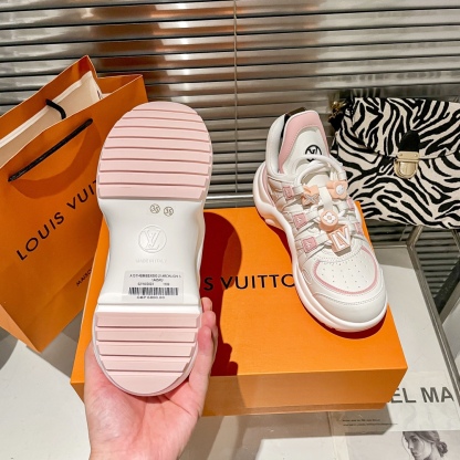 Women's Archlight Sneaker