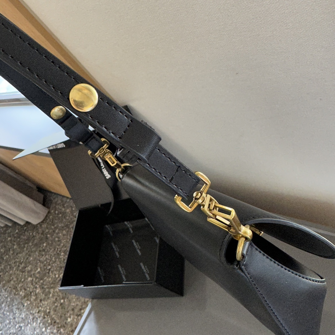 VOLTAIRE TOP HANDLE in BOX