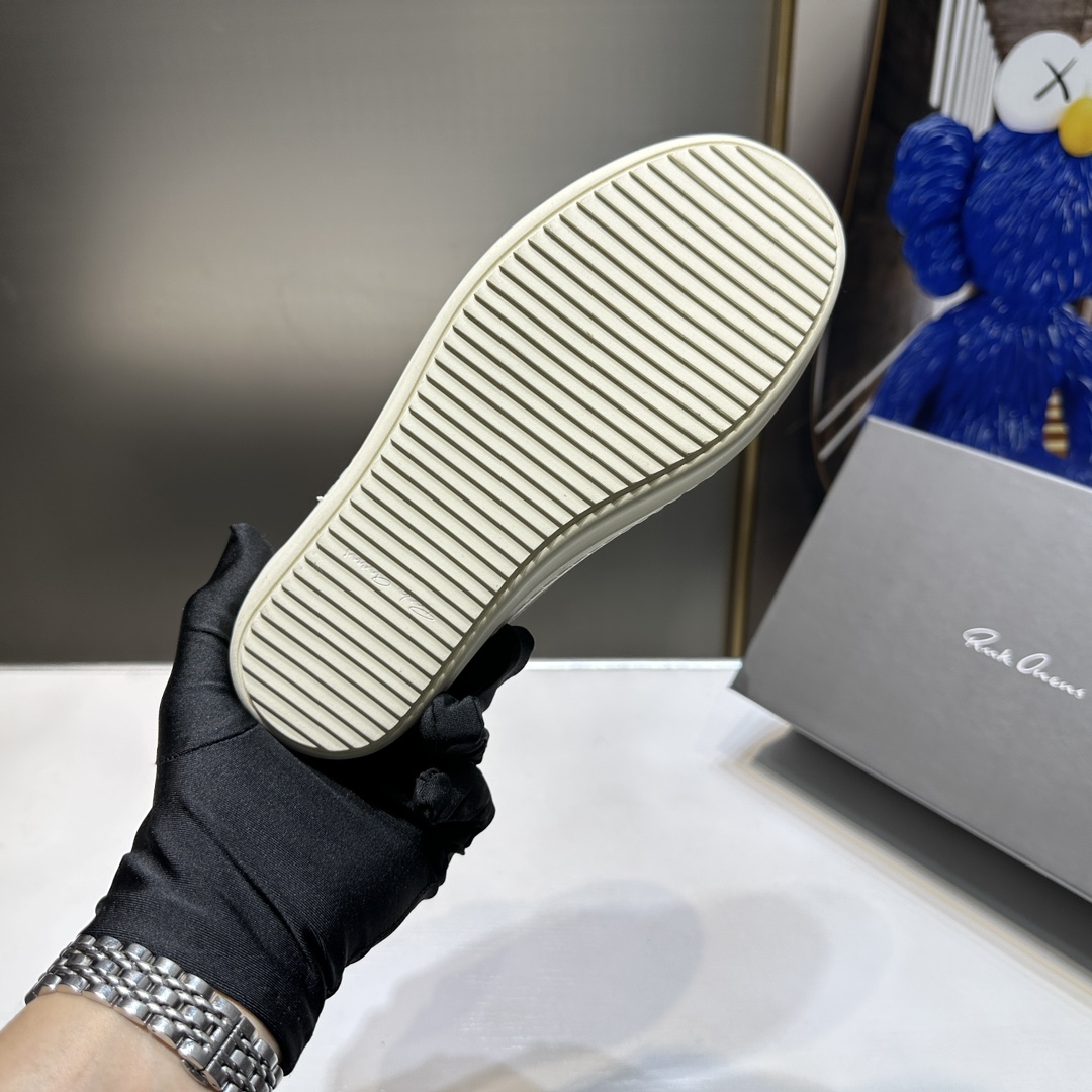 FW24 PORTERVILLE VINTAGE SNEAKERS