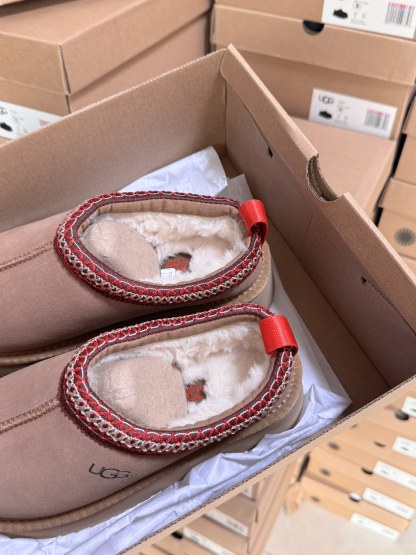 Tasman Slipper Maroon