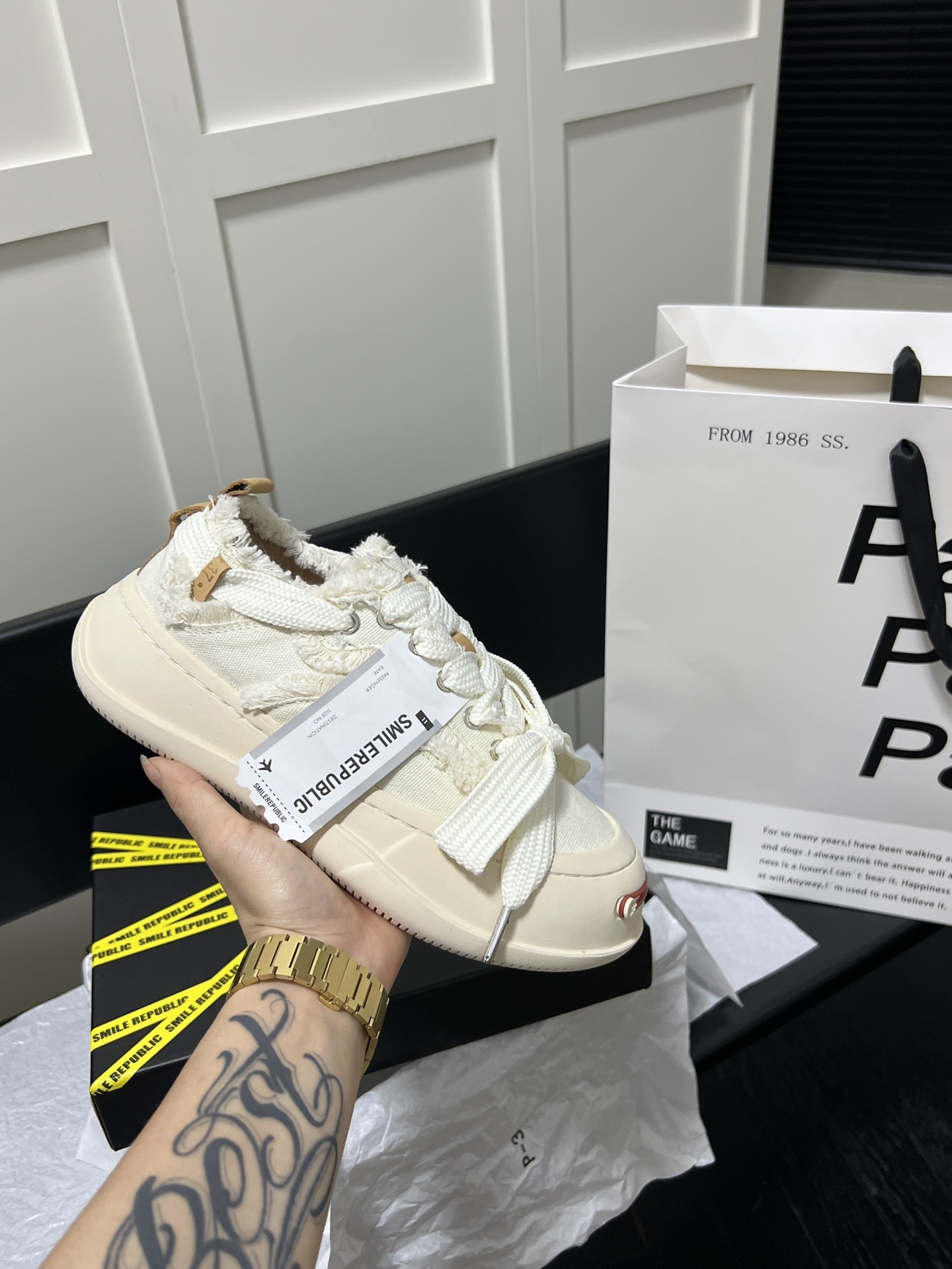 White Coarse Canvas Sneaker Shoes