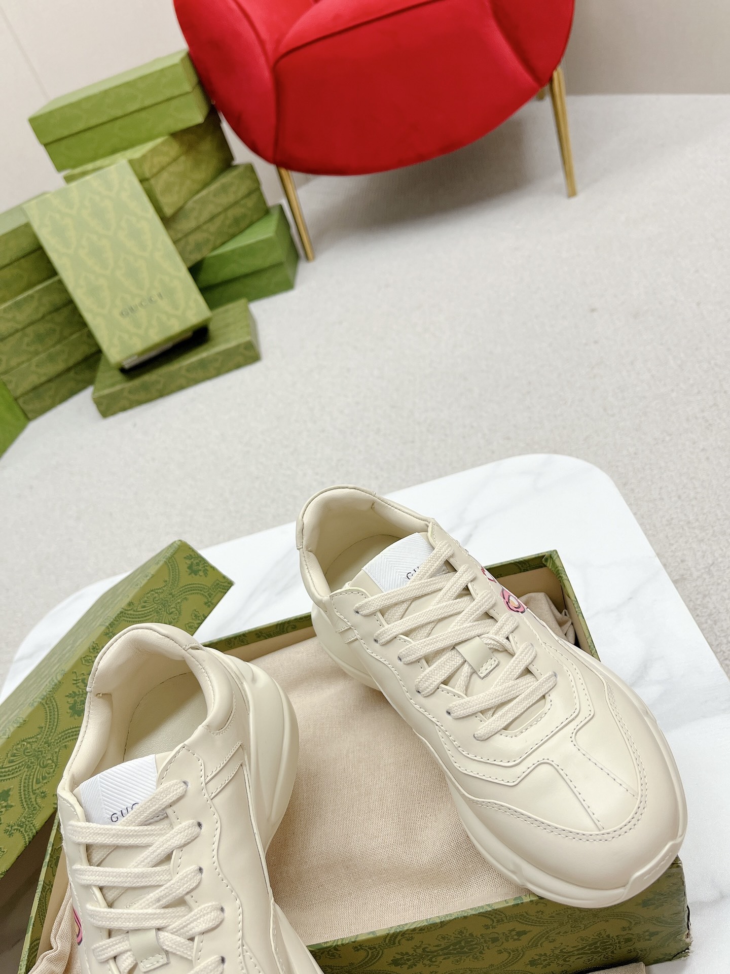 Calfskin Casual Clunky Womens Rhyton Sneakers