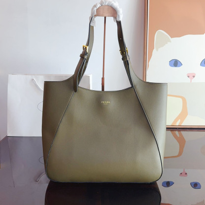Large leather tote bag