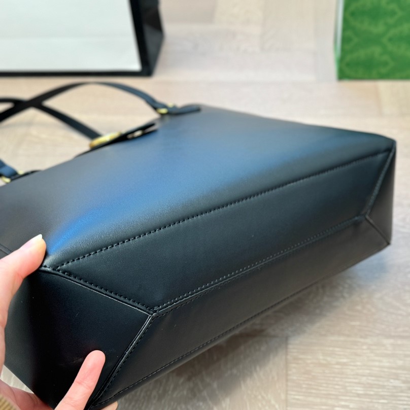 New Sakai Calfskin Lux Medium Dahlia Tote Black