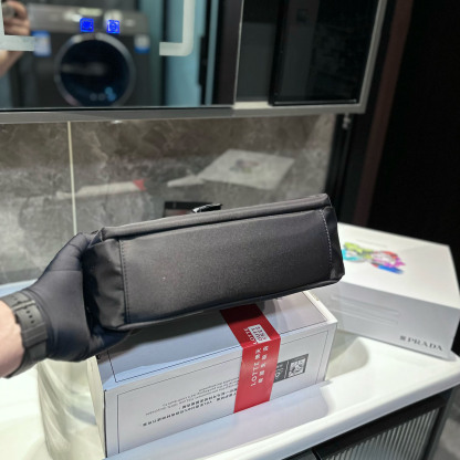 Re-Nylon shoulder bag