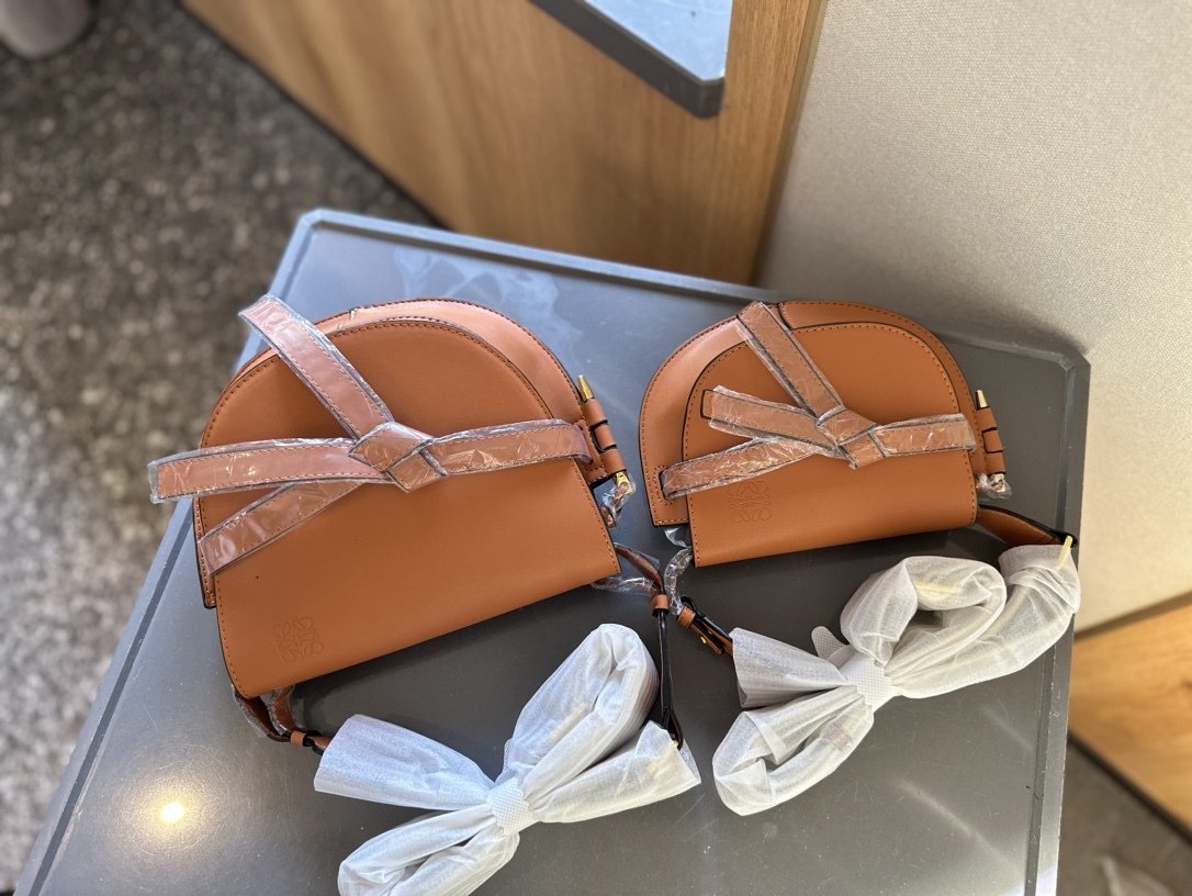 Gate Dual bag in soft calfskin and jacquard