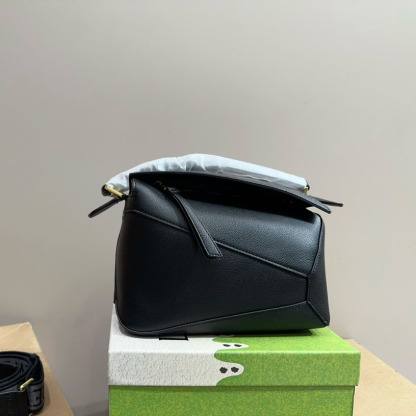 Puzzle bag in classic calfskin