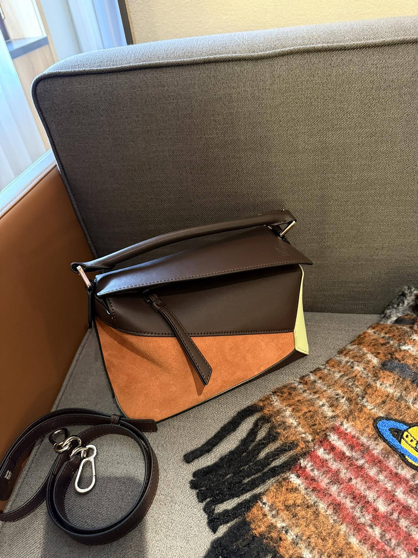 Small Puzzle bag in classic calfskin and suede