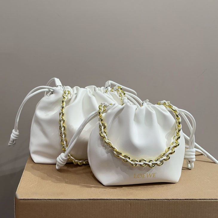 Flamenco purse in mellow nappa lambskin