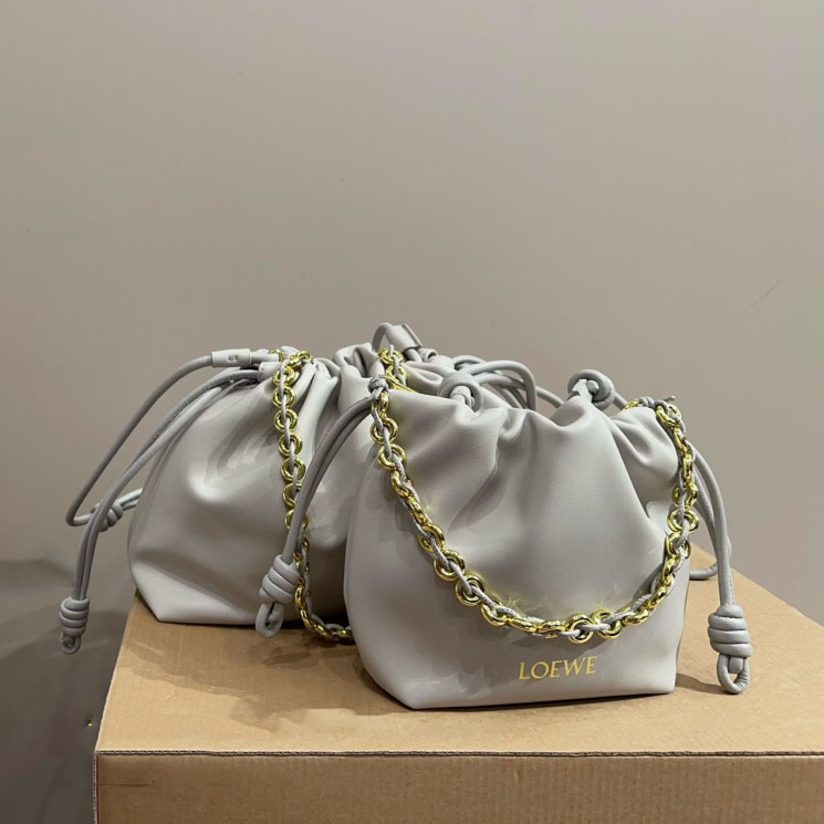 Flamenco purse in mellow nappa lambskin