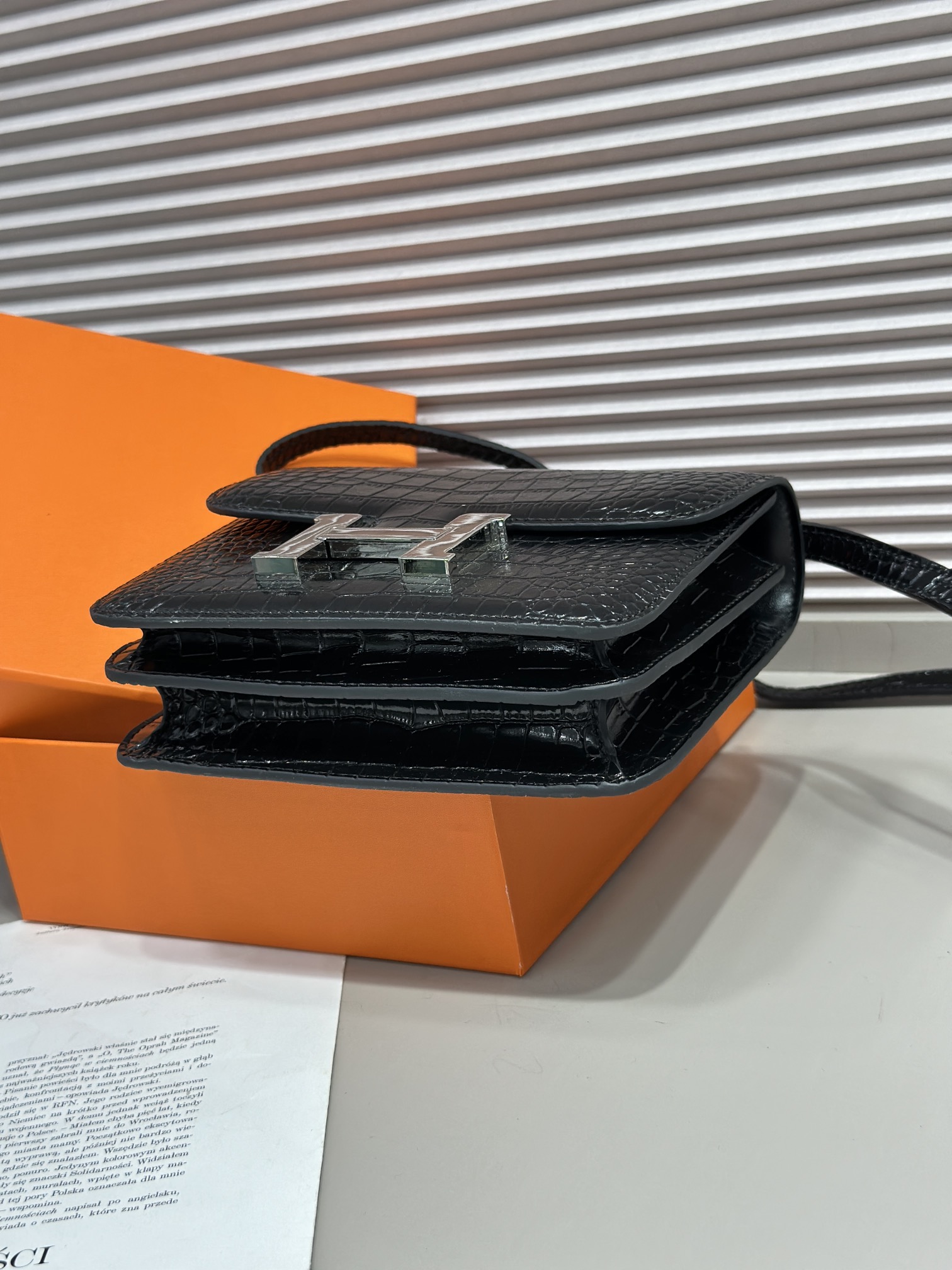 Herthtmes  Matte Alligator Constance 18/23