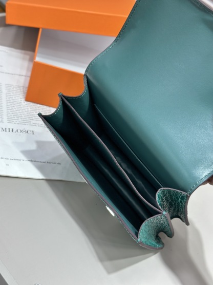 Herthtmes  Matte Alligator Constance 18/23