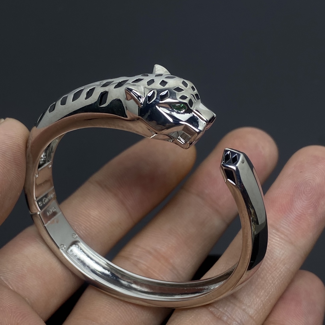 PANTHERE DE  BRACELET