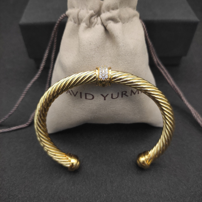 Classic Cable Station Bracelet 18K Yellow Gold and Pave Diamonds, 7mm